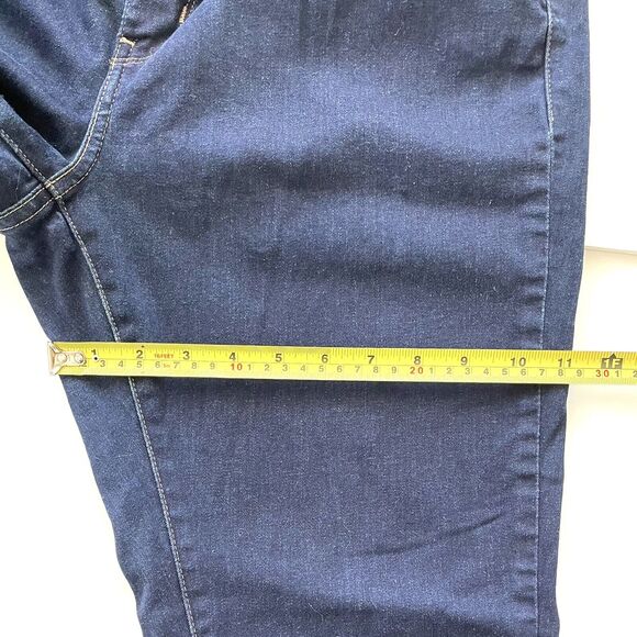 Levis Denim Women’s Curvy Bootcut Jeans Mid Rise Dark Blue Stretch - Picture 8 of 12